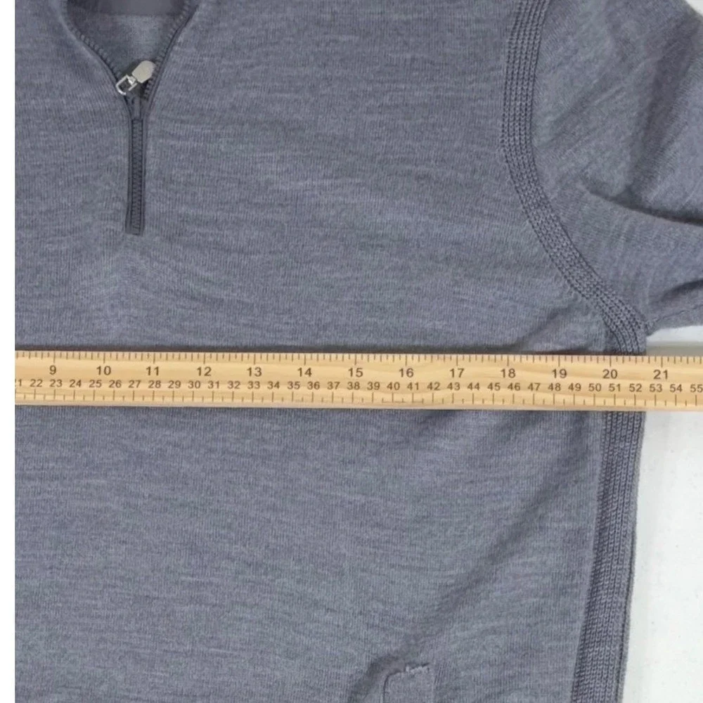 Johnnie O Hybrid 1/4 Zip Prep Performance Pullover Medium Gray Merino Blend READ